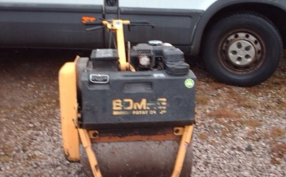 Bomag vibrating roller (2006)